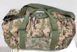 画像2: 米軍放出品　USMC　ピクセルボストンバッグ (2)