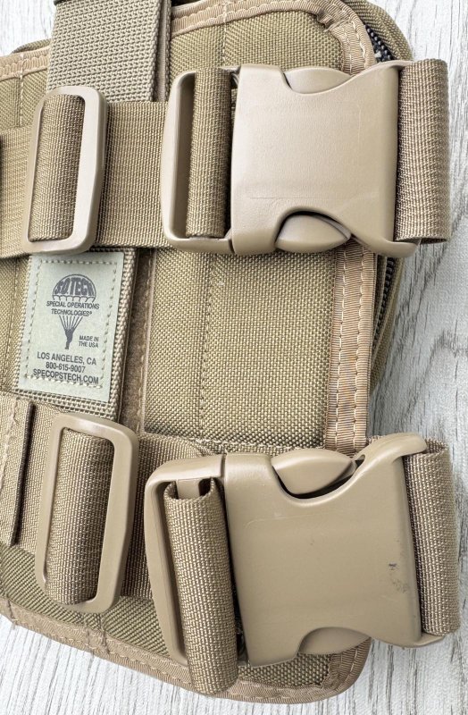 画像9: 米軍放出品 SO.TECH レッグパネル ・IFAKポーチ トラウマポーチ (9)