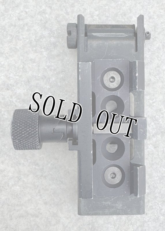 画像10: 米軍実物 M203 グレネードランチャー M4A1 M16A4 20mm RAS用  QD フリップアップ リーフサイト (10)