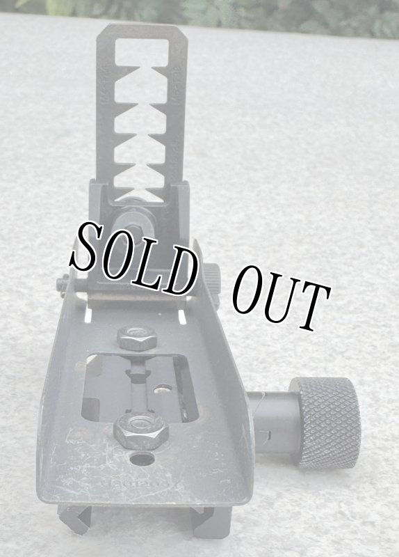 画像3: 米軍実物 M203 グレネードランチャー M4A1 M16A4 20mm RAS用  QD フリップアップ リーフサイト (3)