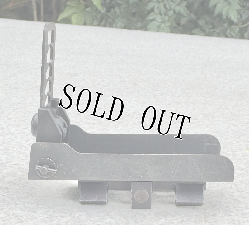 画像4: 米軍実物 M203 グレネードランチャー M4A1 M16A4 20mm RAS用  QD フリップアップ リーフサイト (4)