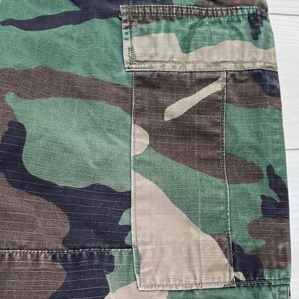 米軍放出品 迷彩パンツ サイズXS 米軍実物,ウッドランドカモ 迷彩パンツ XS-SHORT ウッドランド.