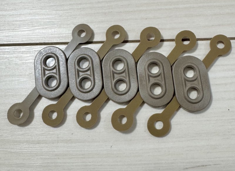 画像2: 米軍実物 AN/PEQ　Pattern Generators レンズキャップ (2)