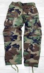画像1: 米軍実物,ウッドランドカモ　迷彩パンツ　MEDIUM-REGULAR (1)