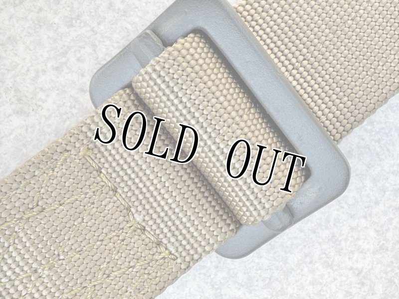 画像4: 米軍放出品 CONDOR コンドル リガー ベルト S/M タン (4)