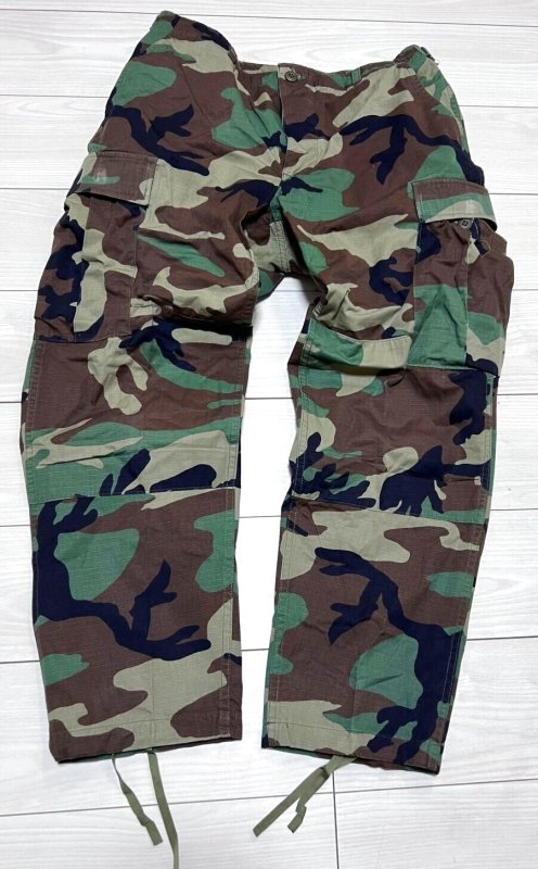 画像1: 米軍実物,ウッドランドカモ　迷彩パンツ　MEDIUM-SHORT (1)