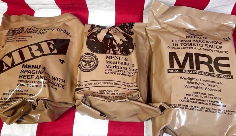 画像1: 米軍実物 2023年検【SOPAKCO】MREレーション/戦闘食 3個セット キャンプ 車中泊 (1)
