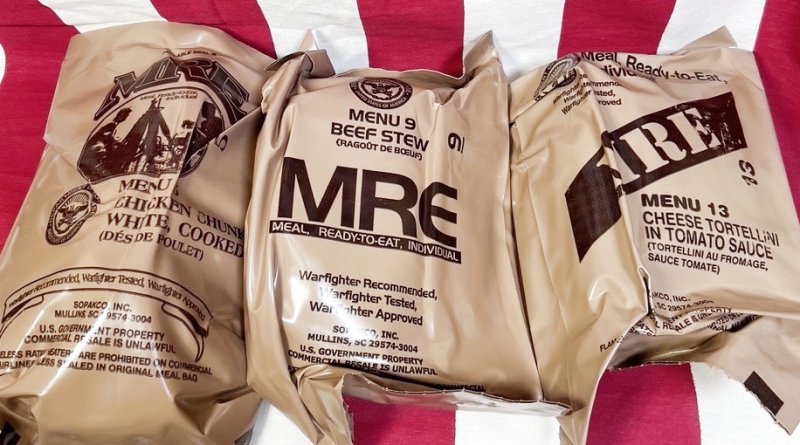 画像1: 米軍実物 2023年検【SOPAKCO】MREレーション/戦闘食 3個セット キャンプ 車中泊 (1)