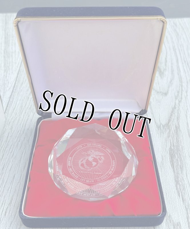 画像3: 米軍実物 1998 モニュメント U.S.M.C クリスタル　記念メダル (3)