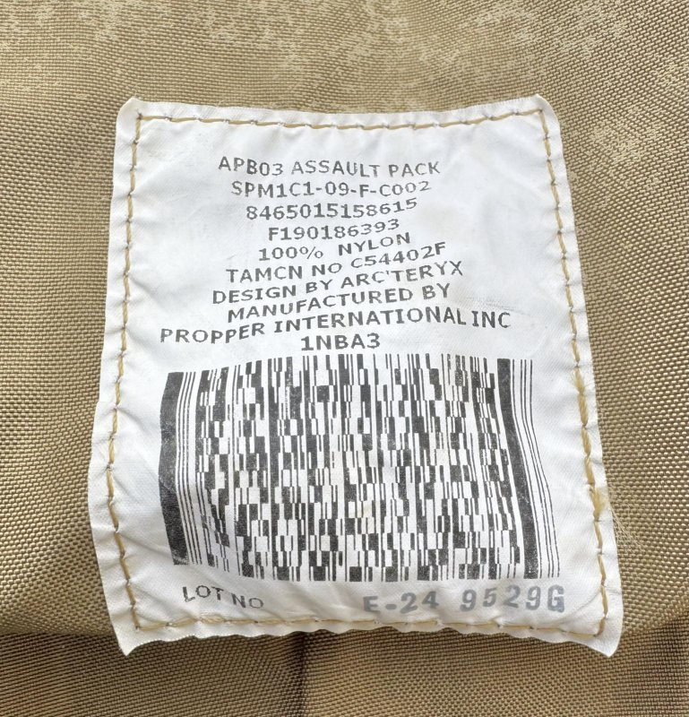 画像16: 米海兵隊実物 ARC'TERYX ピクセル アサルト バックパック (16)