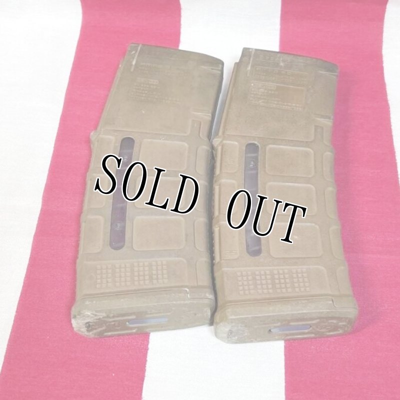 画像2: 米軍実物 MAGPUL PMAG 30 GEN M3 AR-15/M4/M16 30連マガジン   WINDOW 両窓 30rd マグ 5.56mm コヨーテタン　2個セット  (2)
