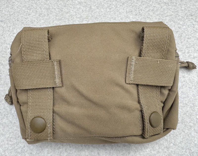 画像2: 米軍実物 SMALL REVERSIBLE POUCH メディカル ポーチ (2)