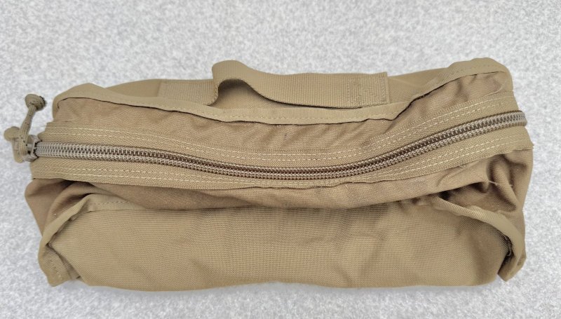 画像1: 米軍実物 USMC (CAS) MEDICAL THIGH RIG 　ラージ リバーシブル　ポーチ (1)