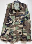画像1: 米軍実物  U S AIR FORCE ウッドランド 迷彩カモフラージュジャケット　LARGE-REGULAR (1)