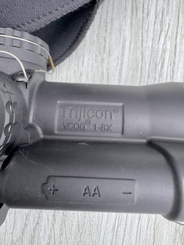 画像15: 米軍実物 Trijicon USMC SCO VCOG 1-8x28mm Red MRAD Tree Reticle Riflescope w/LaRue LT799 Mount, Tenebraex Flip Caps & Soft Case VC18-C-2400012 (15)