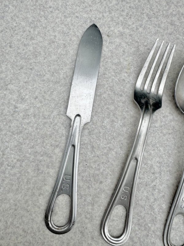 画像13: 米軍実物 メスキットパン&ナイフ・ホーク・スプーンセット1945年 メスティン (13)