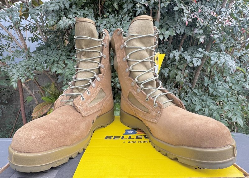 画像1: 米海兵隊実物 Belleville デザートマーパット コンバットブーツ 550ST (1)