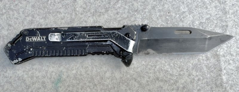 画像3: 米軍放出品 DEWALT デウォルト 折りたたみ ナイフ カッター (3)