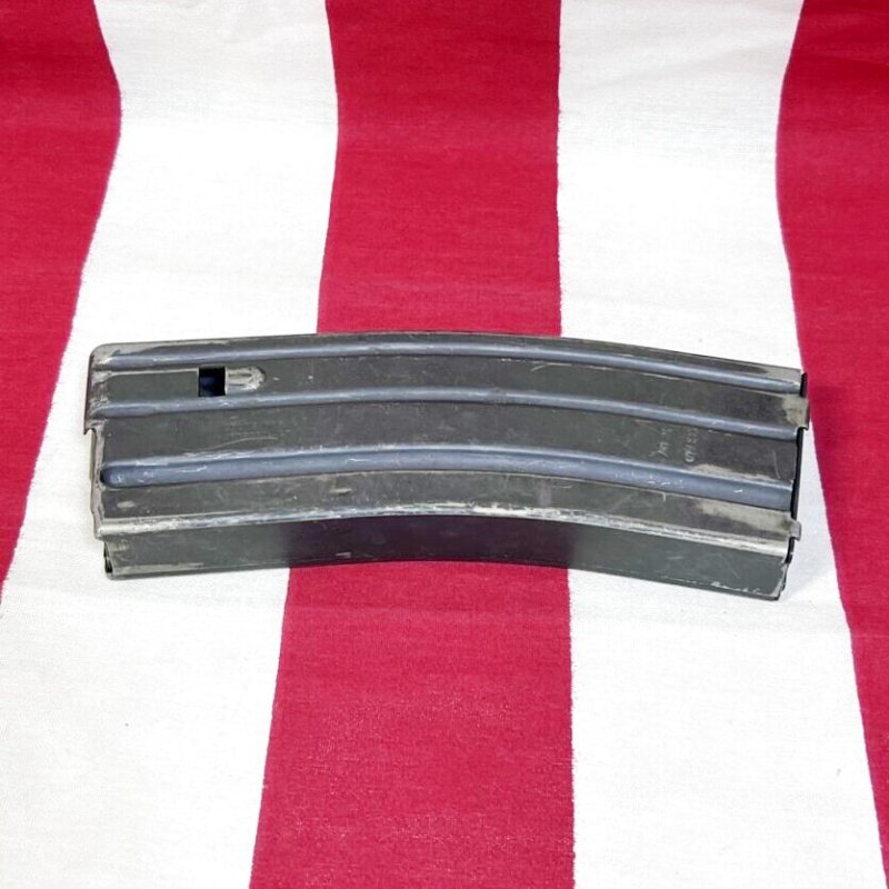 画像1: 米軍実物  COLT'S　M16/M4　30連　5,56MM　マガジン (1)