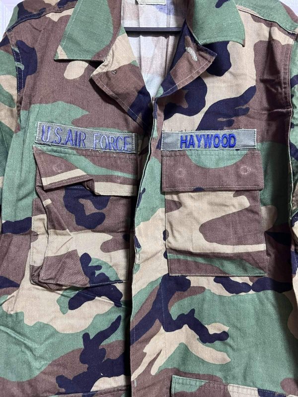 画像2: 米軍実物  U S AIR FORCE ウッドランド 迷彩カモフラージュジャケット　SMALL-X LONG (2)