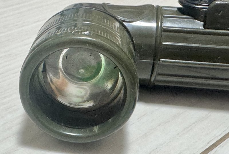 画像7: 米軍放出品 L型ライト  SMALL フラッシュライト カラーフィルター付き (7)