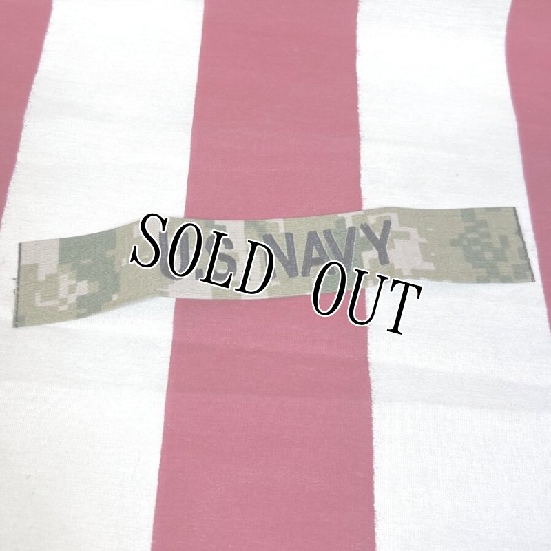 画像1: 米軍実物　U.S.NAVY　ネームテープ ワッペン　AOR2 (1)