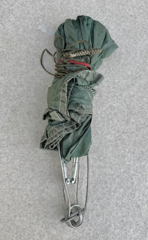 画像4: 米軍実物 パラシュート パイロット シュート (4)