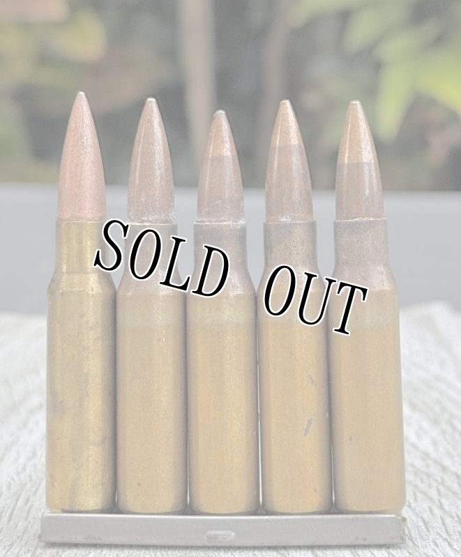 画像3: 米軍実物 7.62mm 空薬莢5連 薬莢 クリップ セット 使用済み 安全品 (3)
