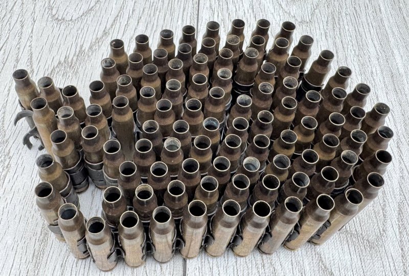 画像5: 米軍実物 薬莢 ダミーカート 100連発 5.56mm ベルトリンク (5)