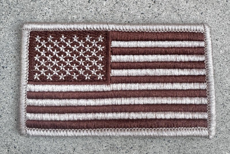 画像1: 米軍放出品 アメリカ国旗　星条旗　ワッペン　TAN (1)