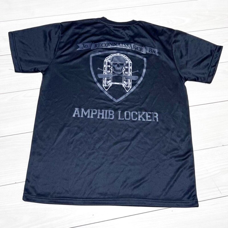 画像1: 沖縄海兵隊実物　AMPHIB LOCKER　Tシャツ　M (1)