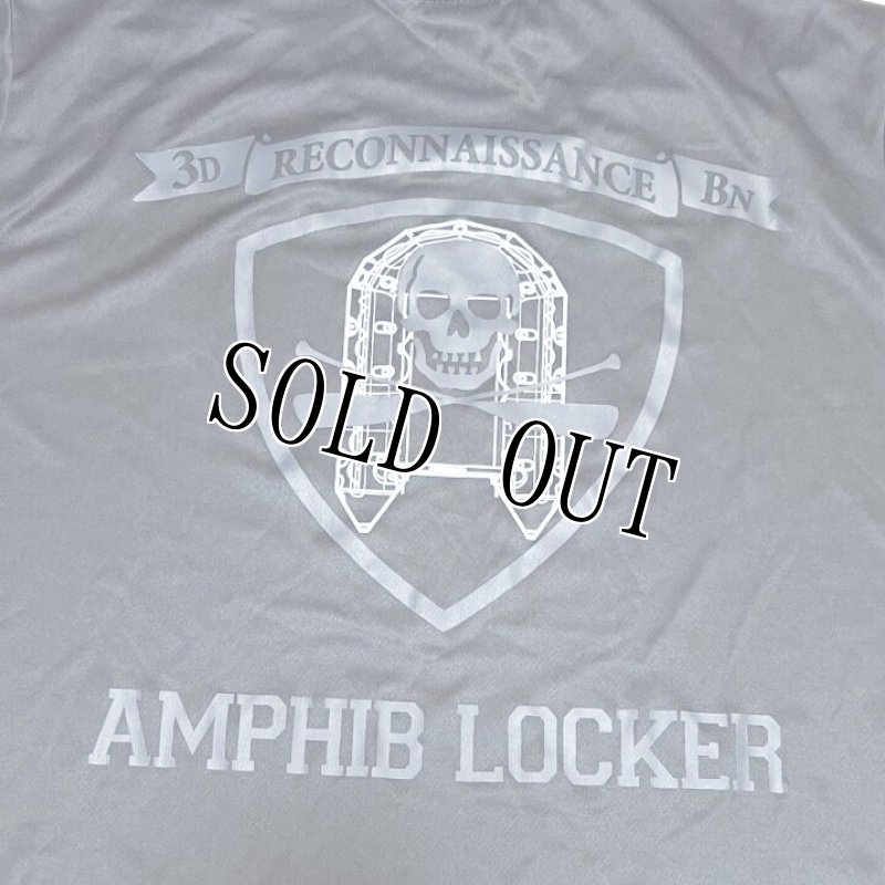 画像2: 沖縄海兵隊実物　AMPHIB LOCKER　Tシャツ　M (2)