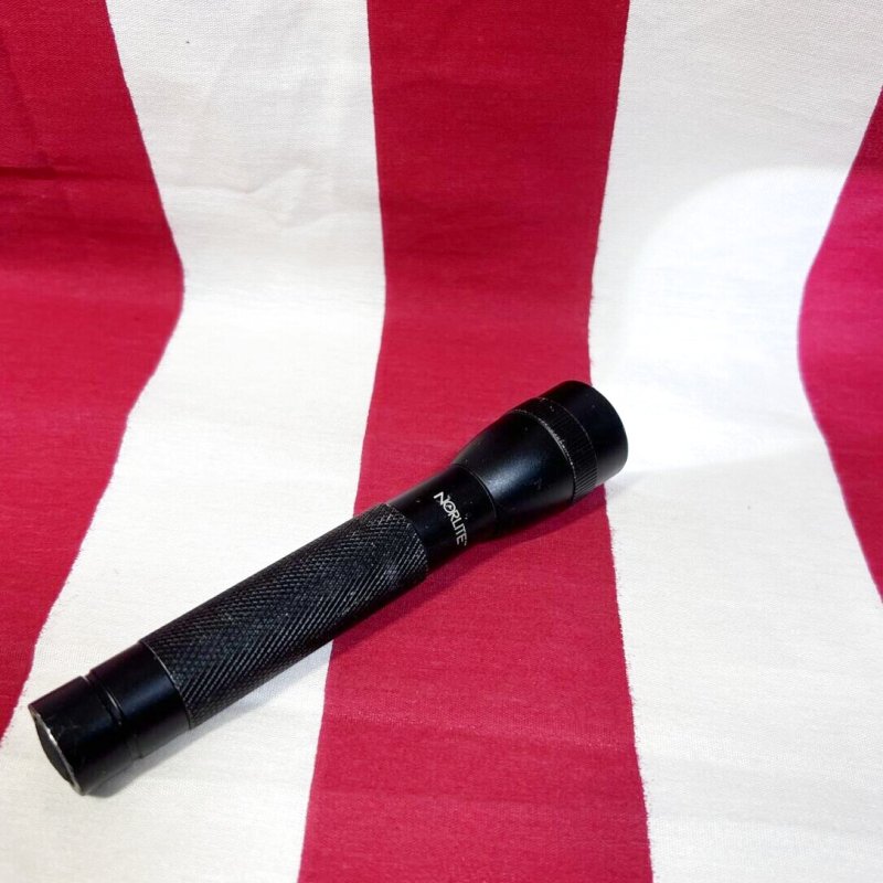 画像5: 米軍放出品 NORLITE LED ライト　懐中電灯   (5)