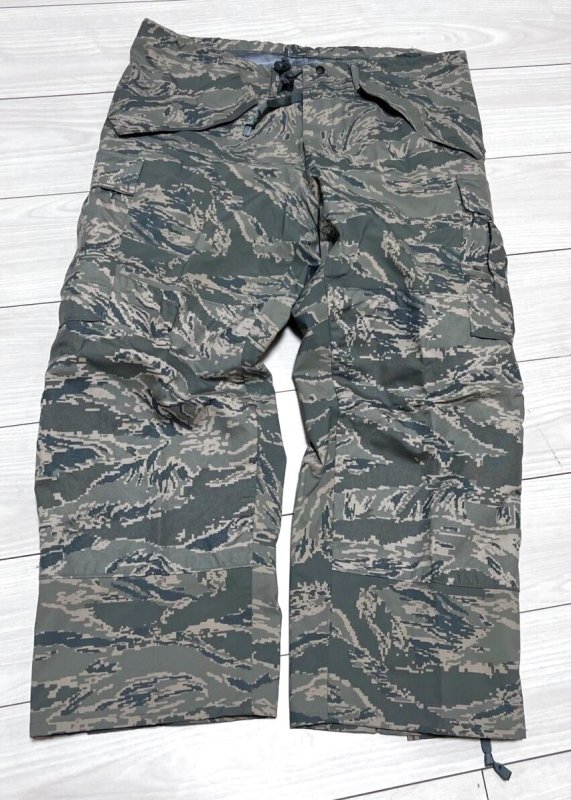 画像1: 米軍実物　USAF ABU　ゴアテックスパンツ　GORE-TEX　　MEDIUM-X SHORT (1)
