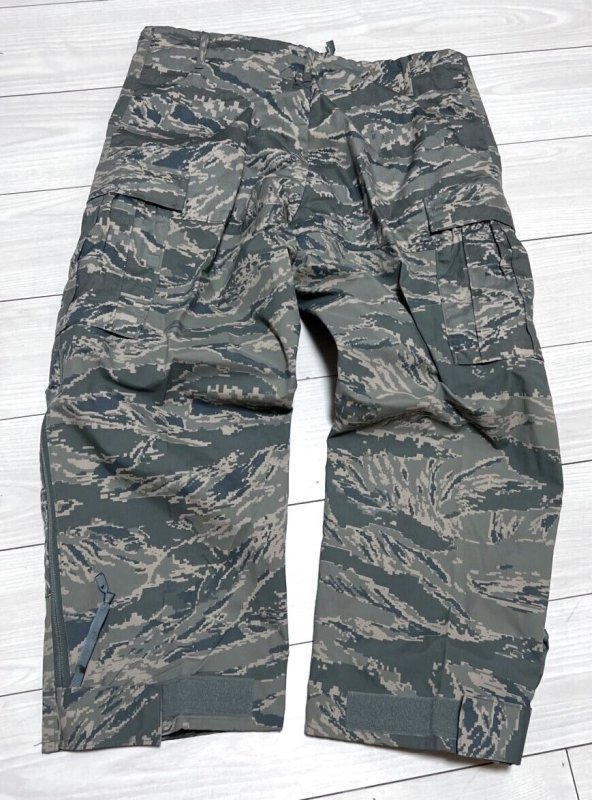 画像2: 米軍実物　USAF ABU　ゴアテックスパンツ　GORE-TEX　　MEDIUM-X SHORT (2)