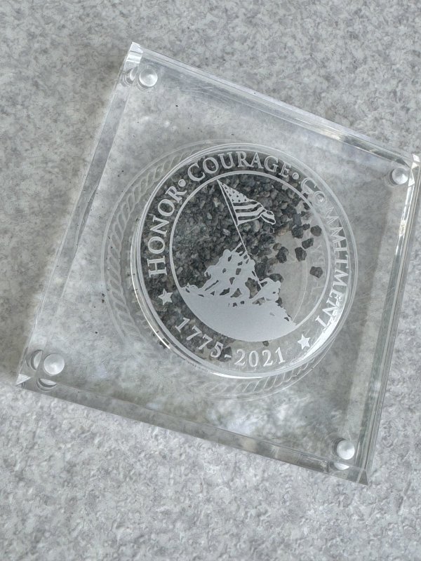 画像3: 米軍実物 U.S.M.C. モニュメント 記念品 2021 硫黄島 (3)