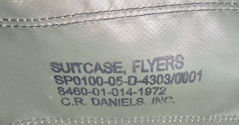 画像3: 米軍実物 ビンテージ SUITCASE FLYERS C.R.DANIELS,INC 1972年 スーツケース (3)