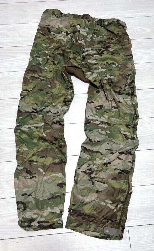 画像2: 米軍放出品 BEYOND CLOTHING SYSTEMS Wind Pant　マルチカム 　LARGE (2)