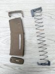 画像1: 米軍実物 MAGPUL PMAG 30 GEN M3 AR-15/M4/M16 30連マガジン   WINDOW 両窓 30rd マグ 5.56mm コヨーテタン (1) (1)