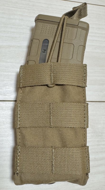 画像1: 米海兵隊放出品 実物 T3 Gear シングル M4/M16 マガジン ポーチ (1)