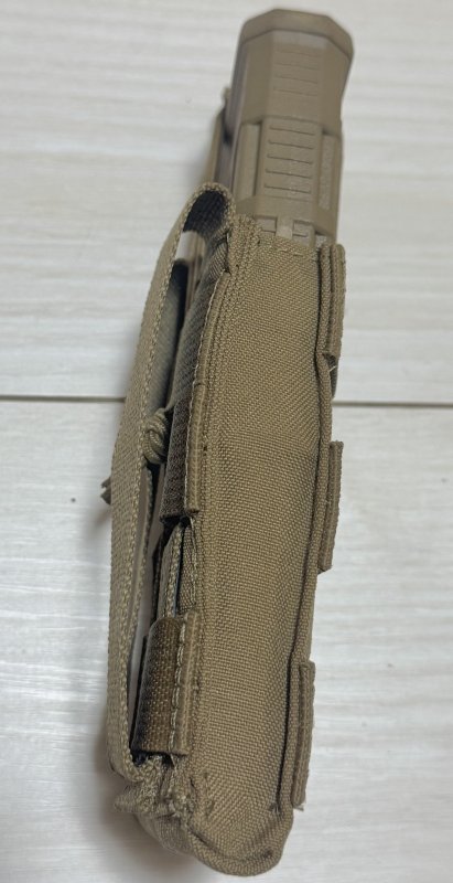 画像2: 米海兵隊放出品 実物 T3 Gear シングル M4/M16 マガジン ポーチ (2)