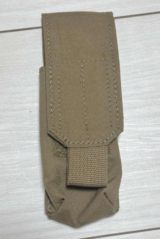画像1: 米海兵隊放出品 実物 T3 Gear 40mm シングル グレネードポーチ コヨーテ (1)