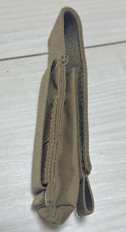 画像2: 米海兵隊放出品 実物 T3 Gear シングル 9mm マガジン ポーチ (2)