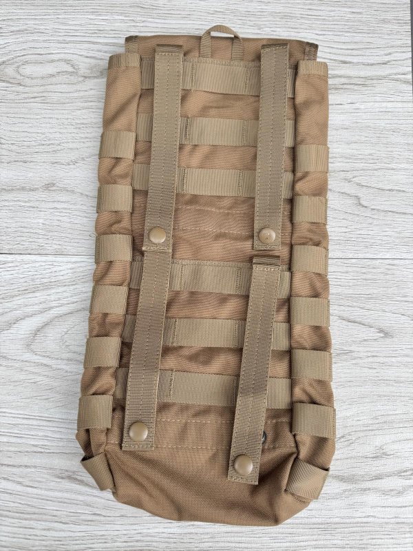 画像3: 米軍放出品 CONDOR ハイドレーションキャリア 2.5L.3L用 コヨーテ  (3)