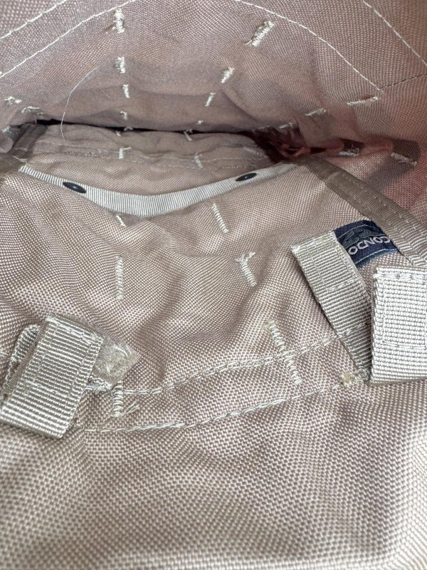 画像4: 米軍放出品 CONDOR ハイドレーションキャリア 2.5L.3L用 コヨーテ  (4)