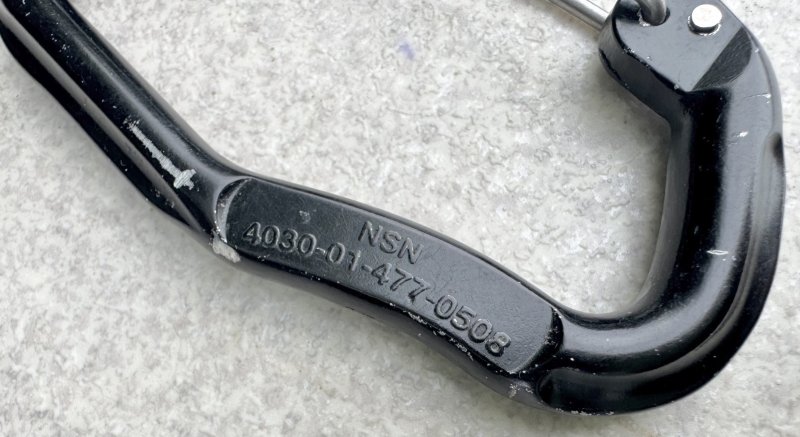 画像4: 米軍実物 CARGONET カラビナ (4)