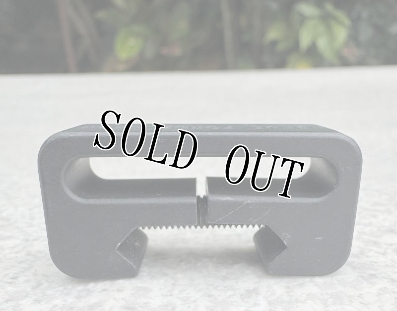 画像4: 米軍実物 ブルーフォースギア レイル マウント フィクスドループ  (4)