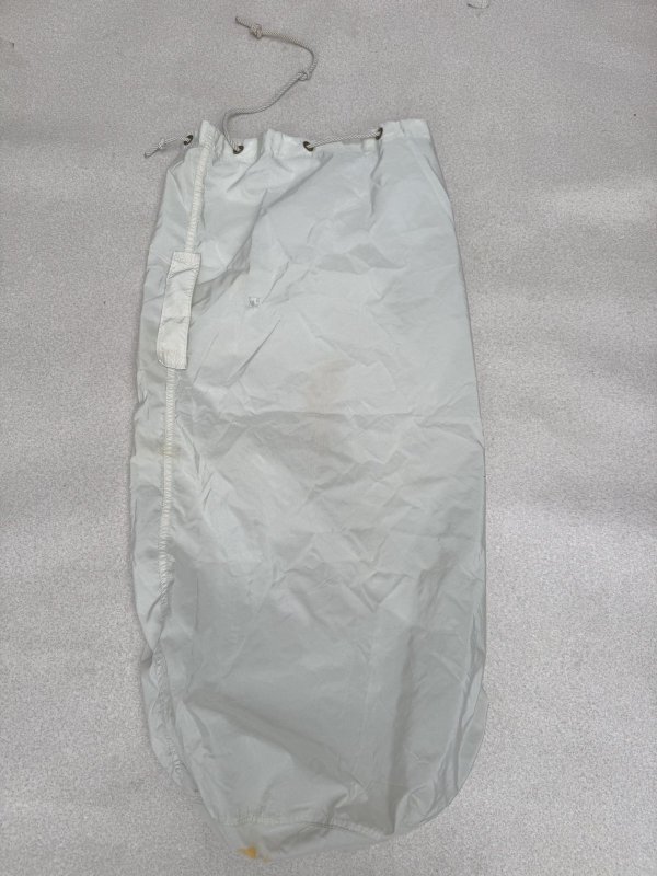 画像2: 米軍実物　メディカル ダッフル バッグ  MEDICAL BAG (2)