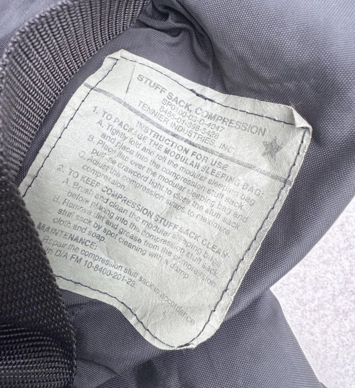 画像6: 米軍実物 スリーピングバッグ 圧縮サック (6)