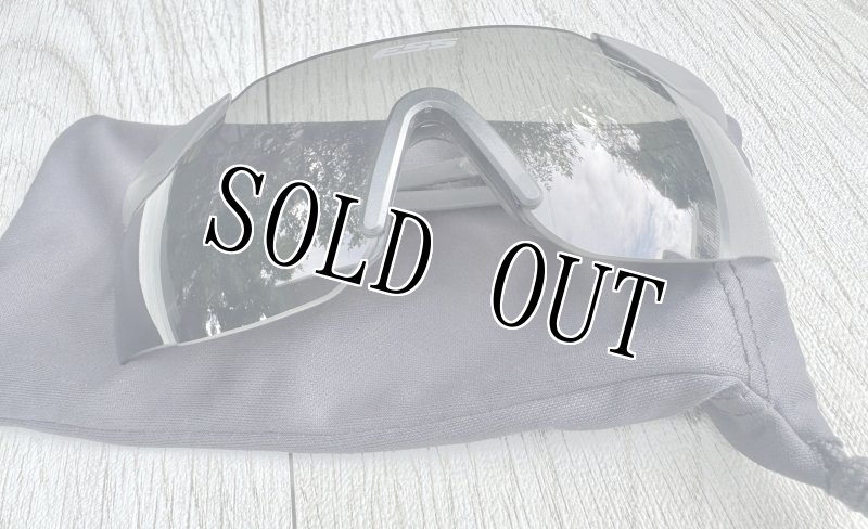 画像2: 米軍実物 ESS ICE NARO サングラス (2)